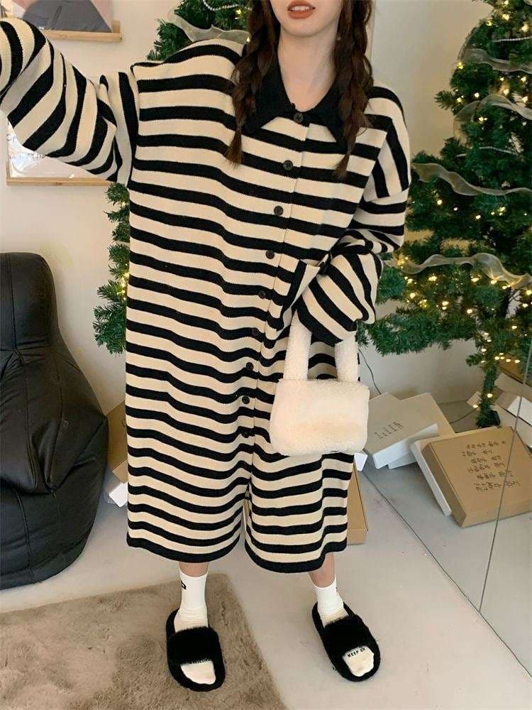 オーバーサイズストライプ柄ニットワンピース ボーダー服