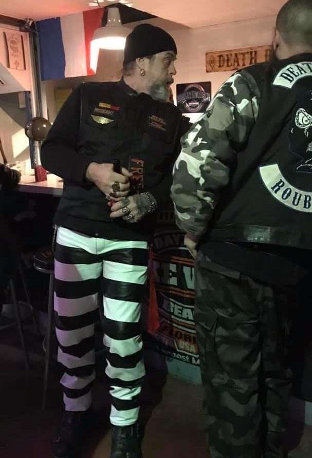 受刑者風ボーダーパンツ ボーダー服