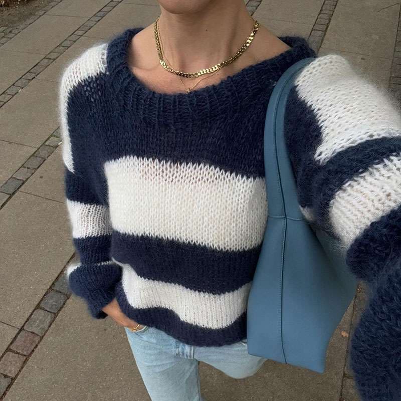ボーダー柄オーバーサイズニットセーター ボーダー服
