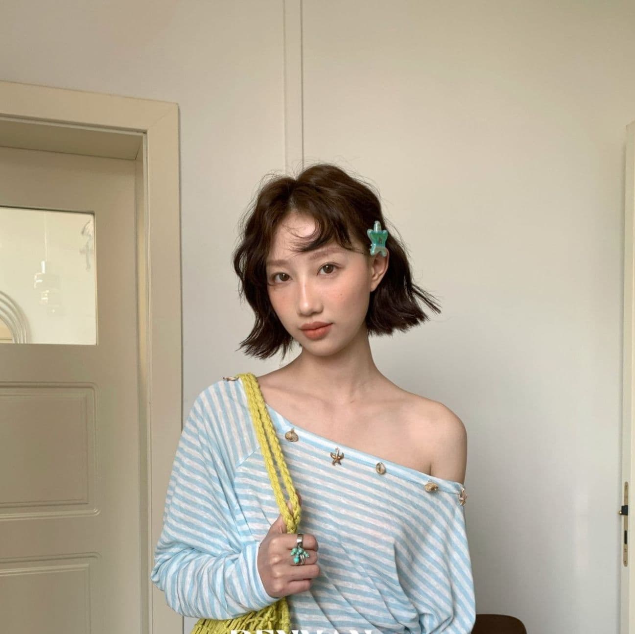 ボーダー服 貝殻装飾ワンショルダーボーダー