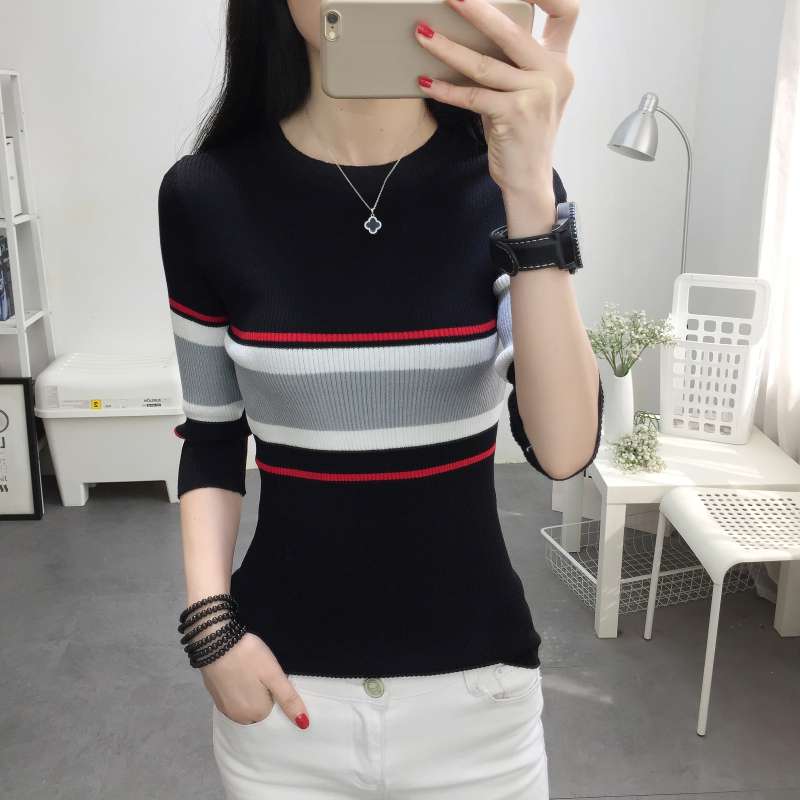 細身シルエットのボーダーニットトップス ボーダー服