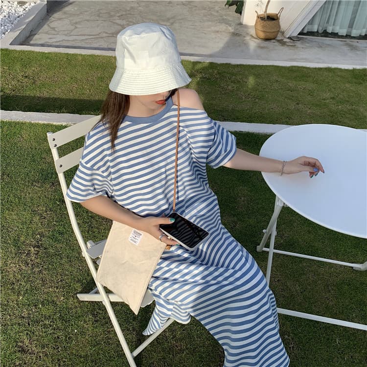 ボーダー服 肩見せボーダーゆったりワンピース