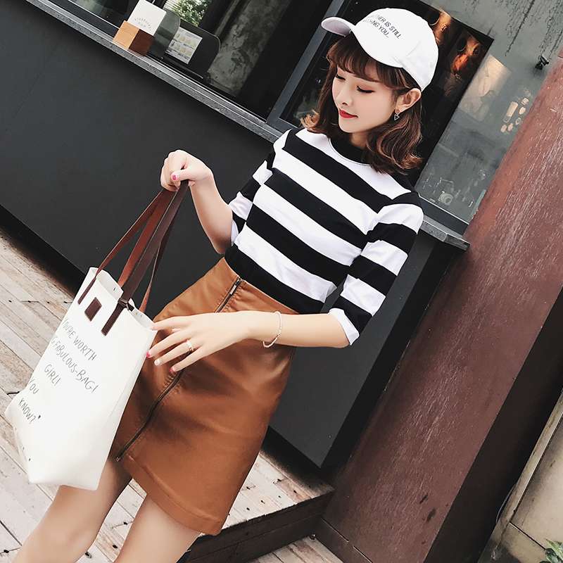 シンプルボーダーモックネック長袖Tシャツ ボーダー服