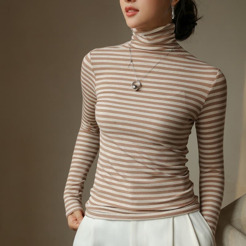 なめらかストレッチボーダータートル ボーダー服