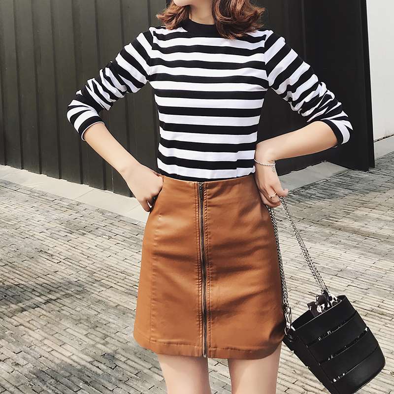 シンプルボーダーモックネック長袖Tシャツ ボーダー服