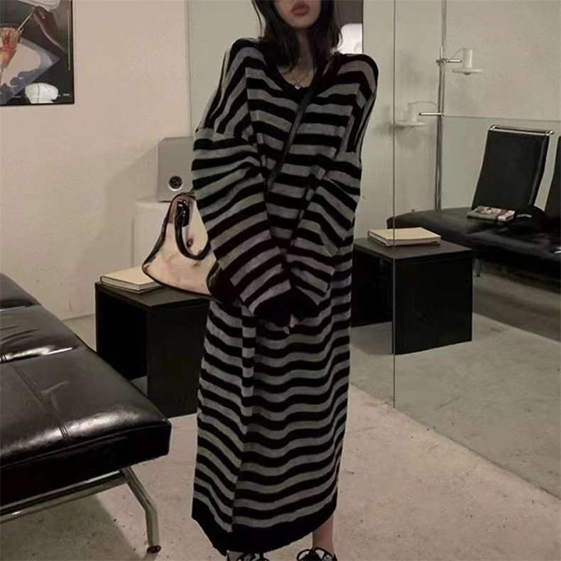 オーバーサイズストライプニットワンピース ボーダー服