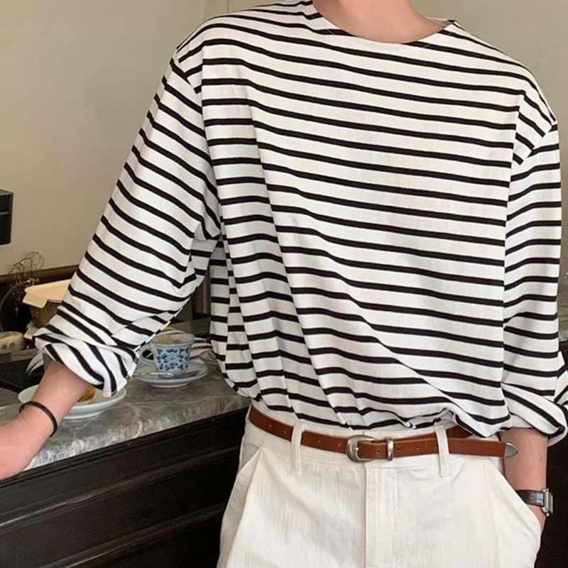 シンプルスタイリッシュ ボーダー長袖Tシャツ ボーダー服