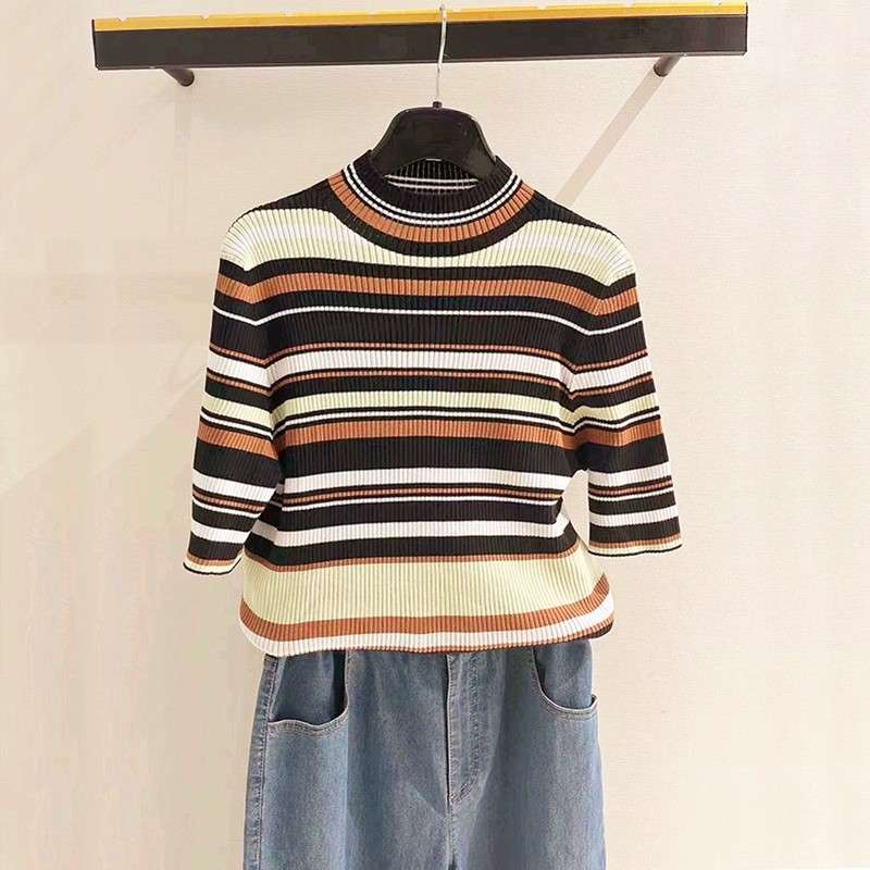 マルチボーダー柄リブ編みハイネックニット ボーダー服