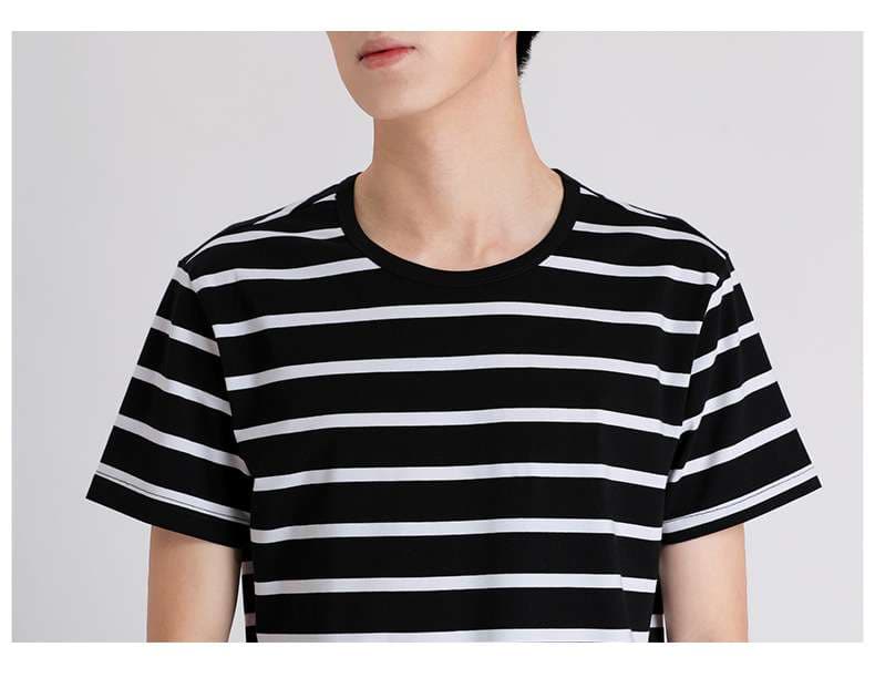 しなやかな縞模様クルーネック半袖Tシャツ ボーダー服