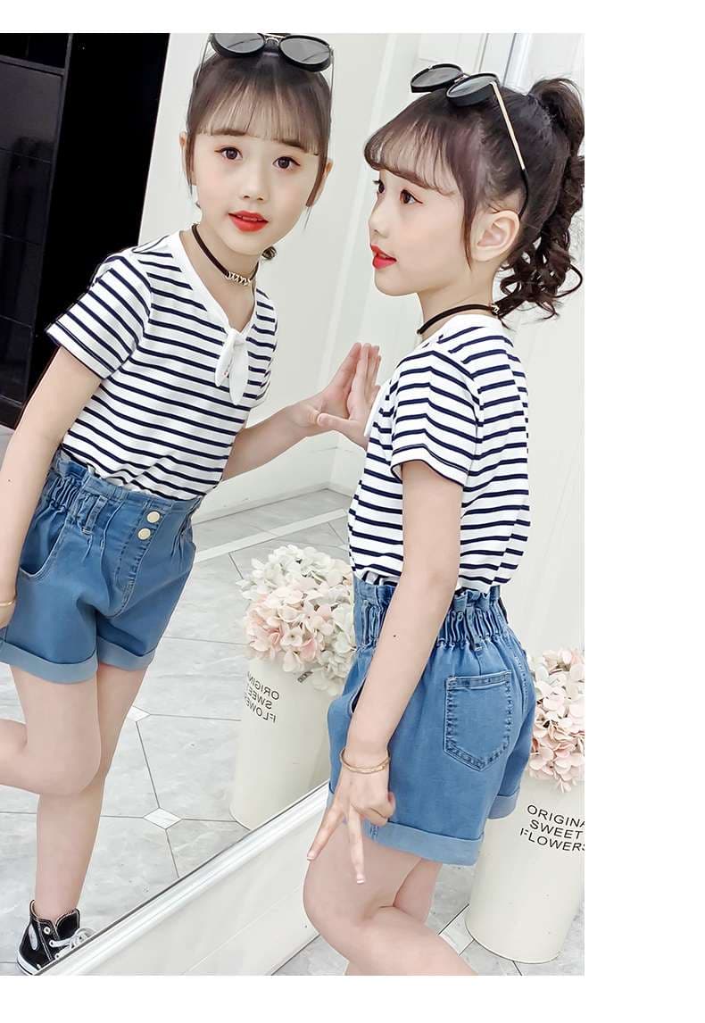 夏のさわやかセーラー風ボーダーTシャツ ボーダー服