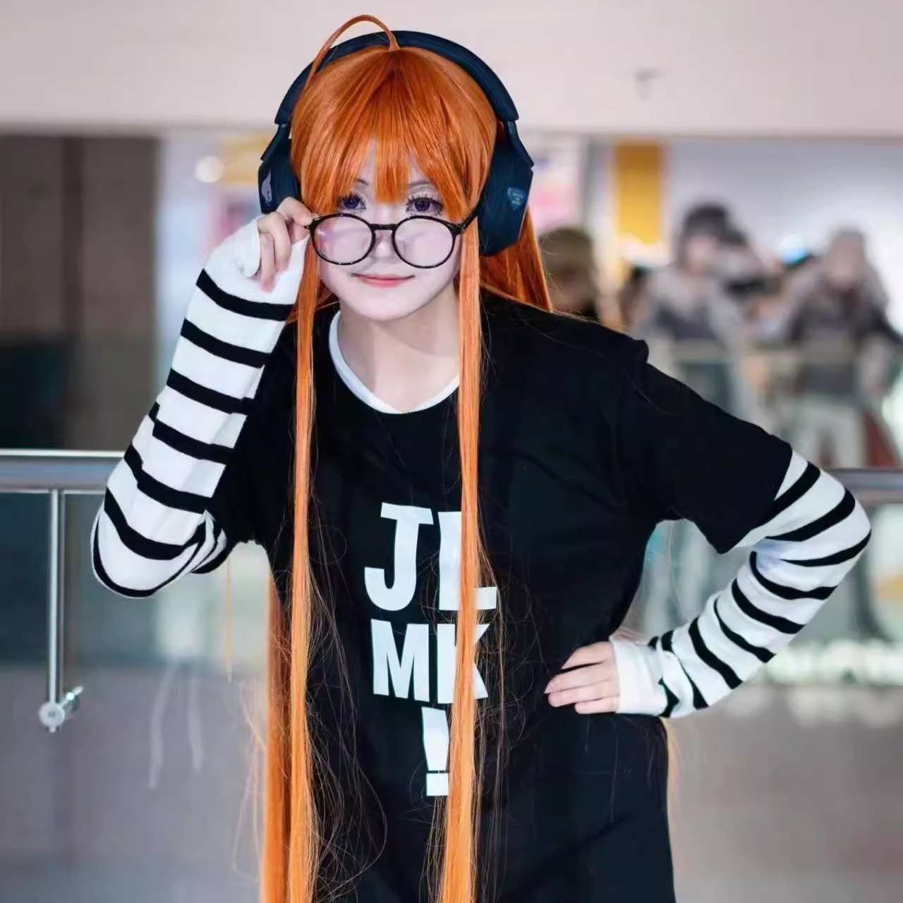 モダンストライプ長袖Tシャツ ボーダー服