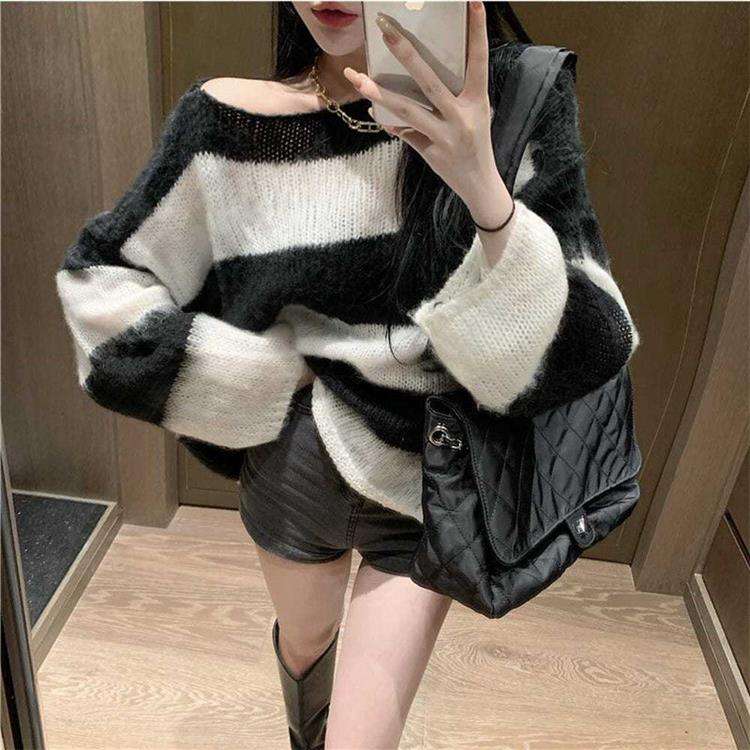 オフショルダーボーダーニットワンピース ボーダー服