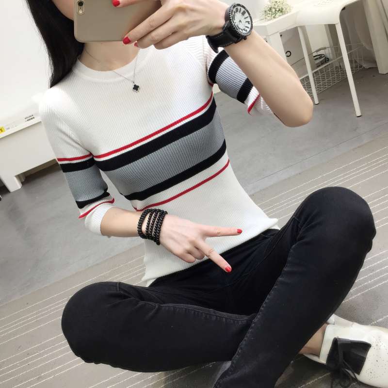 細身シルエットのボーダーニットトップス ボーダー服