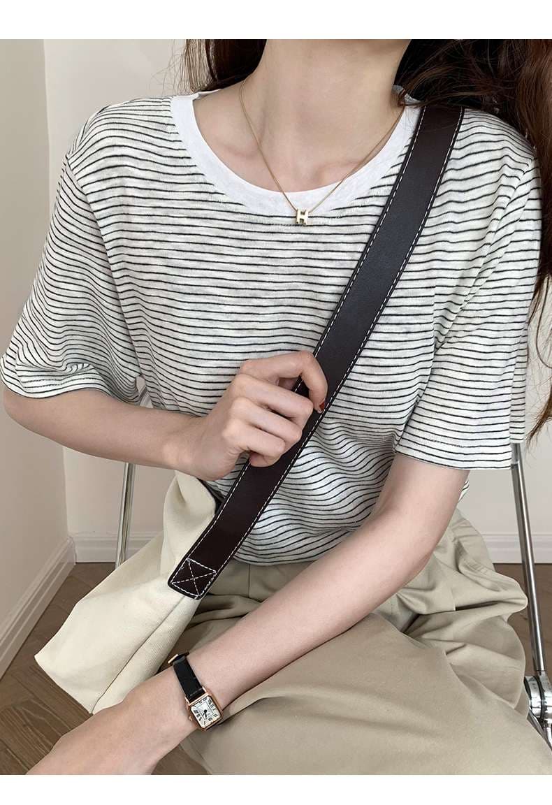 シンプル細ボーダークルーネックTシャツ ボーダー服