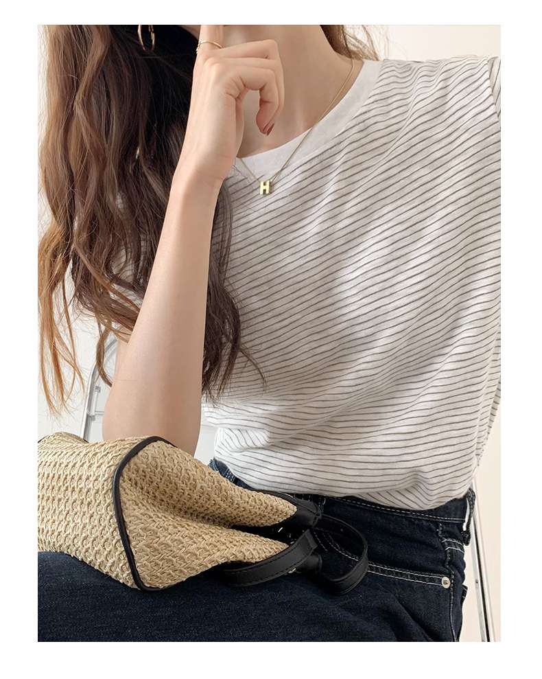 シンプル細ボーダークルーネックTシャツ ボーダー服