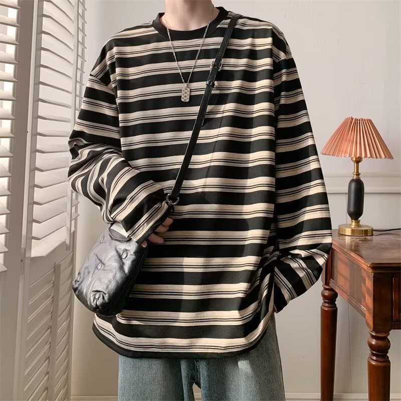 レトロ感漂うボーダーロンT ボーダー服