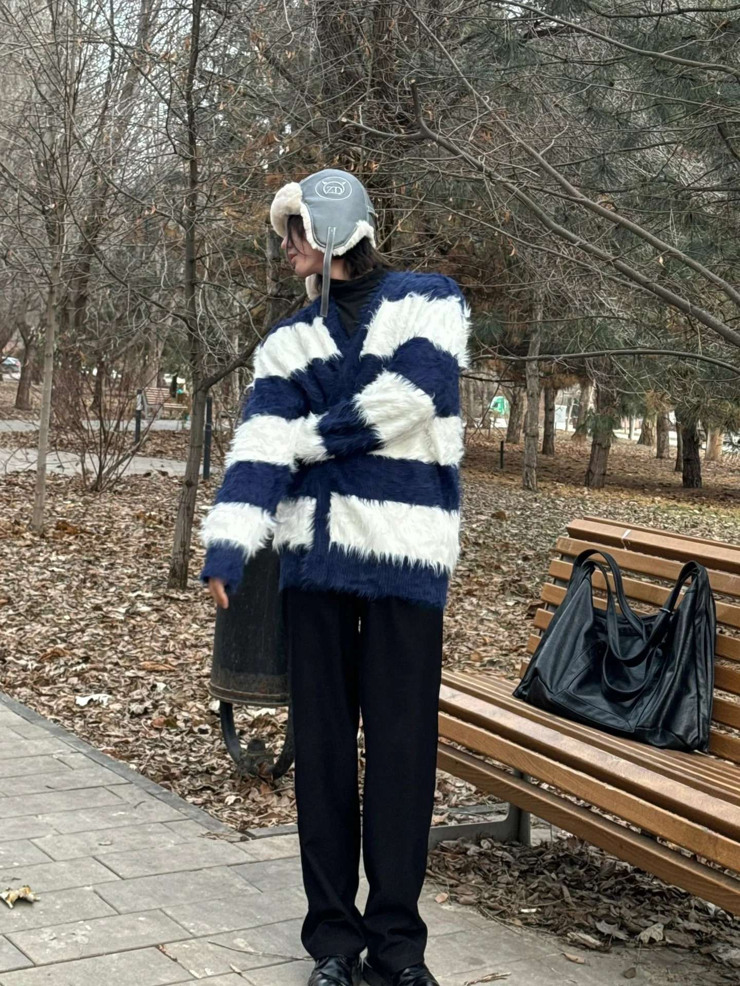 ふわふわストライプニットカーディガン ボーダー服