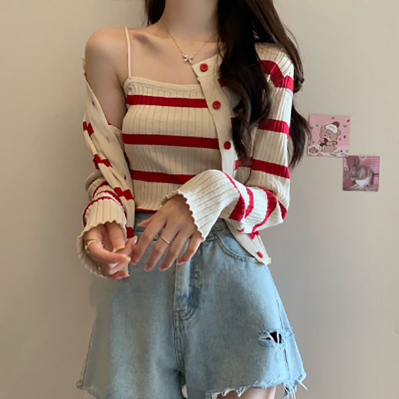 ボーダー服ニット 長袖ニットカーディガンとキャミソールセット