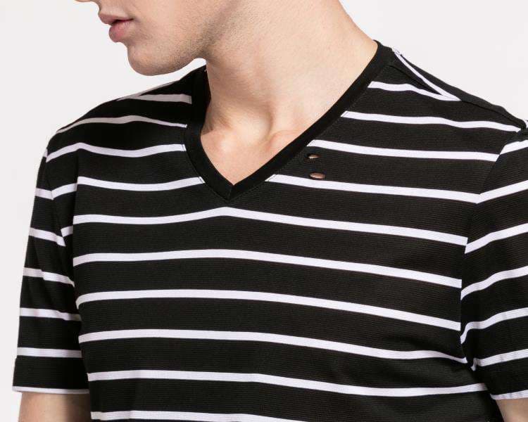 スタイリッシュ V ネックボーダーTシャツ ボーダー服