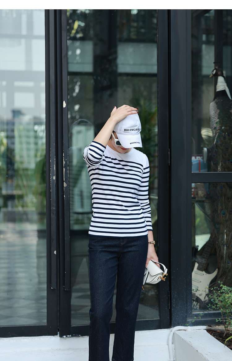 シンプルスタイリッシュボーダーニット ボーダー服