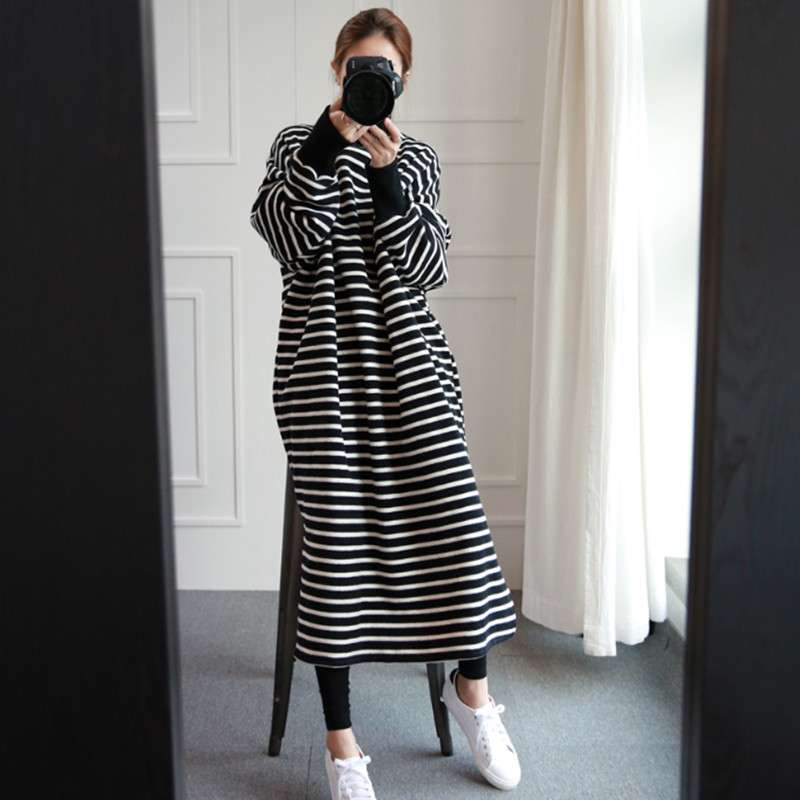 モックネックボーダーワンピース ボーダー服