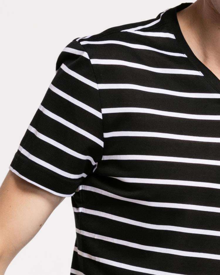 スタイリッシュ V ネックボーダーTシャツ ボーダー服