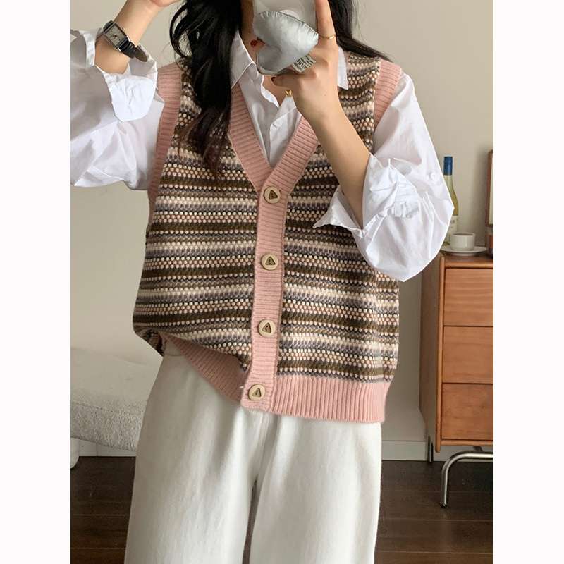 レトロ調ボーダー柄ニットベスト ボーダー服