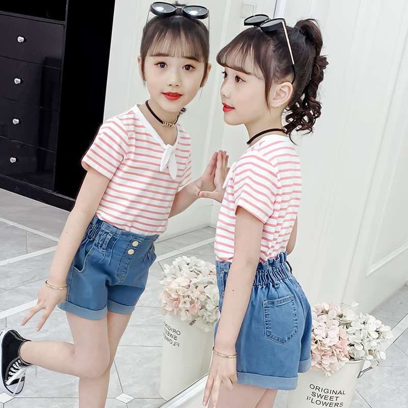 夏のさわやかセーラー風ボーダーTシャツ ボーダー服