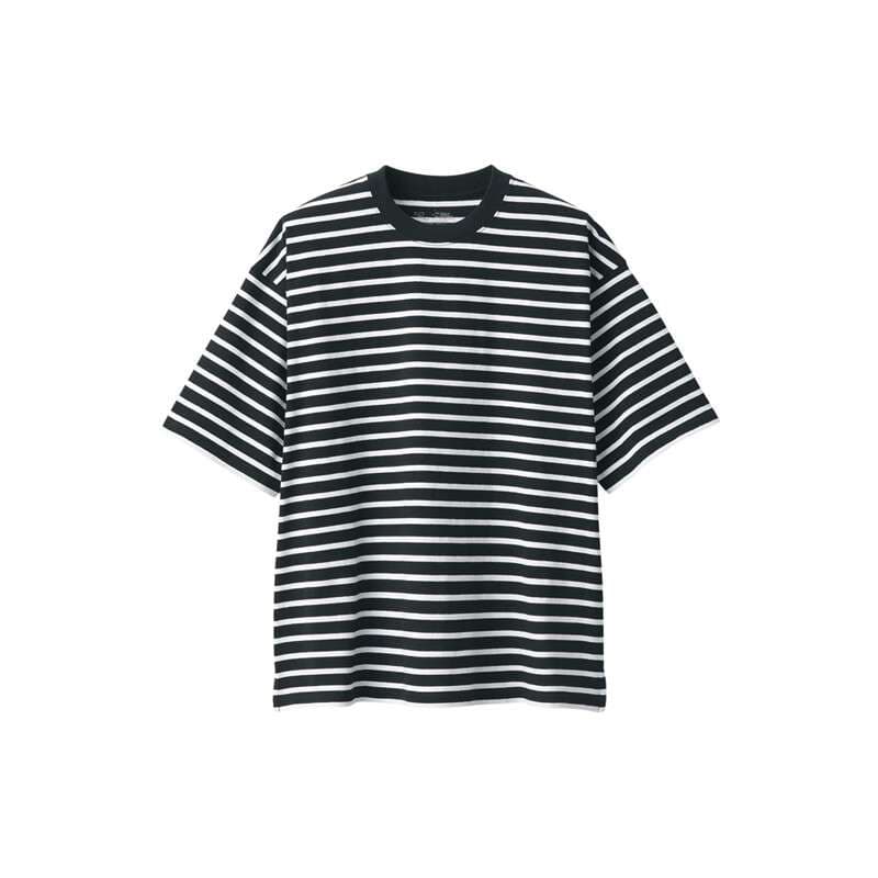 ゆったりシルエットのボーダーTシャツ ボーダー服