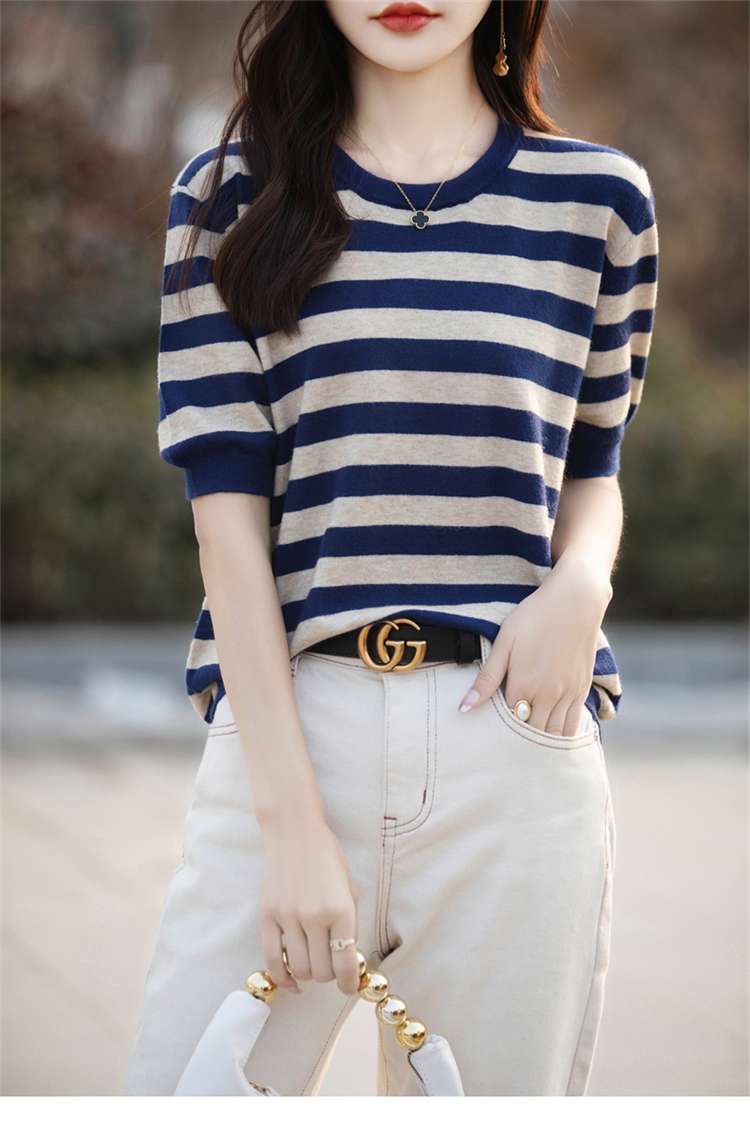 ストライプ柄五分袖ニットプルオーバー ボーダー服