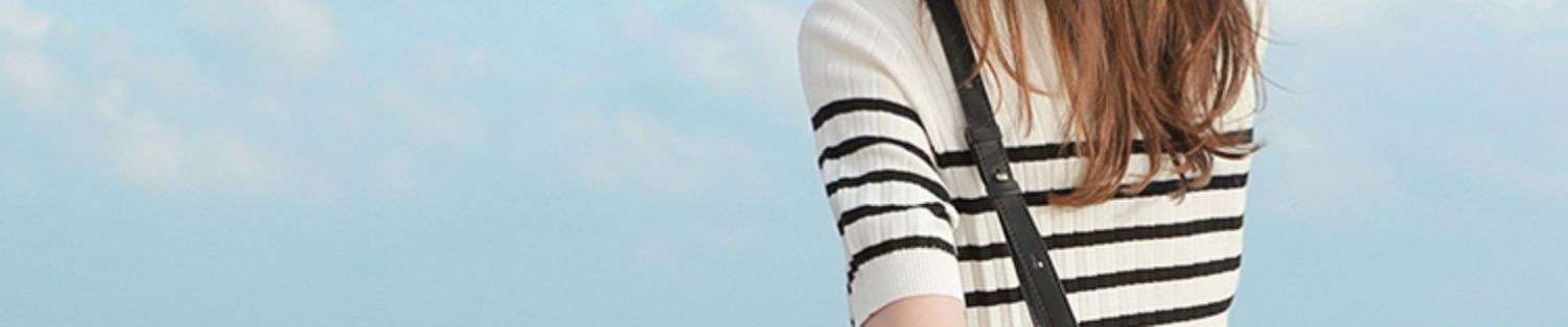 ボーダー柄ショート丈ニットトップス ボーダー服