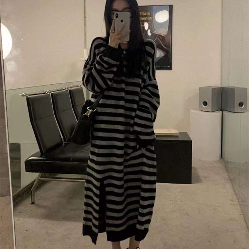 オーバーサイズストライプニットワンピース ボーダー服