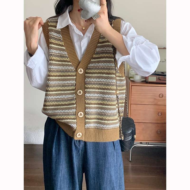 レトロ調ボーダー柄ニットベスト ボーダー服